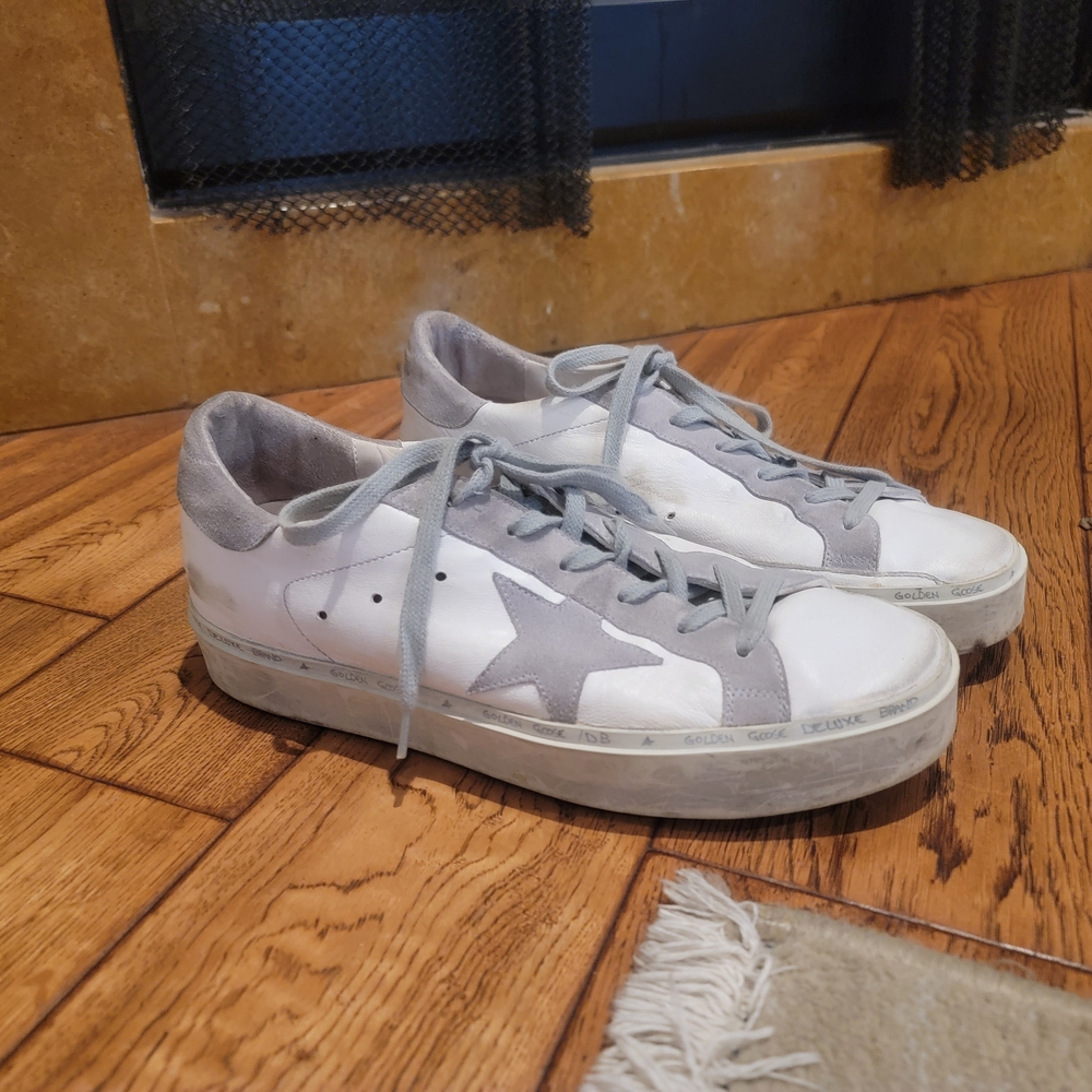 White and Gray Star HI start Sneakers